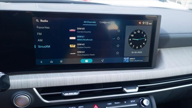 2025 Hyundai SONATA Hybrid SEL