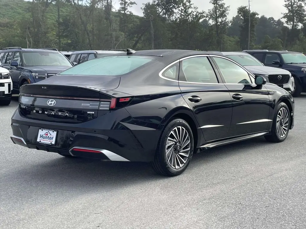 2026 Hyundai Sonata - $34,100