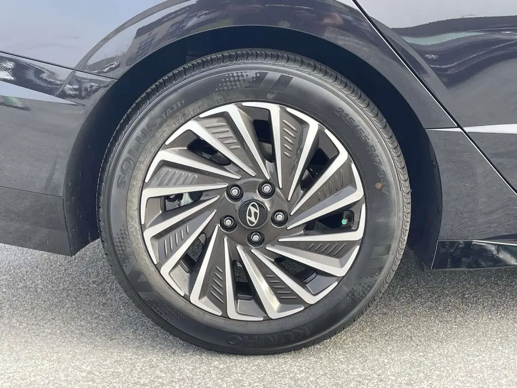 2026 Hyundai Sonata - $34,100