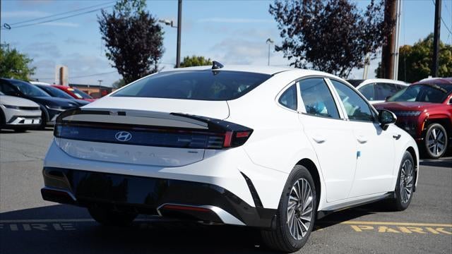 2026 Hyundai SONATA Hybrid SEL