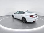 2022 SONATA Hybrid Thumbnail 6