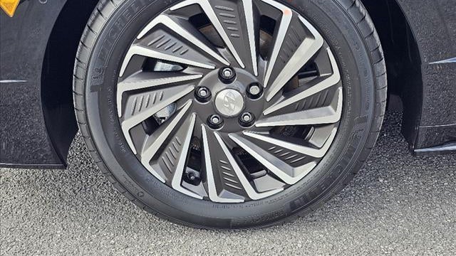 2024 Hyundai SONATA Hybrid SEL