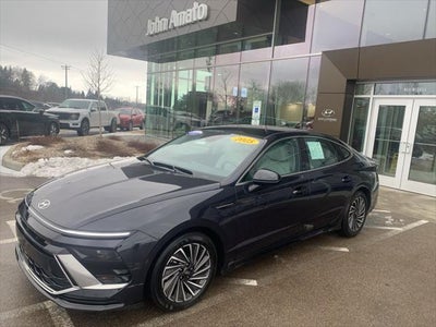 2025 Hyundai Sonata Hybrid SEL 4DR Sedan