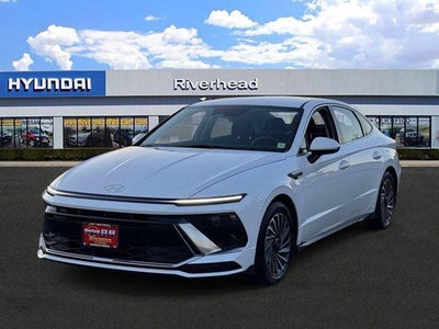 2025 Hyundai Sonata Hybrid SEL 4DR Sedan