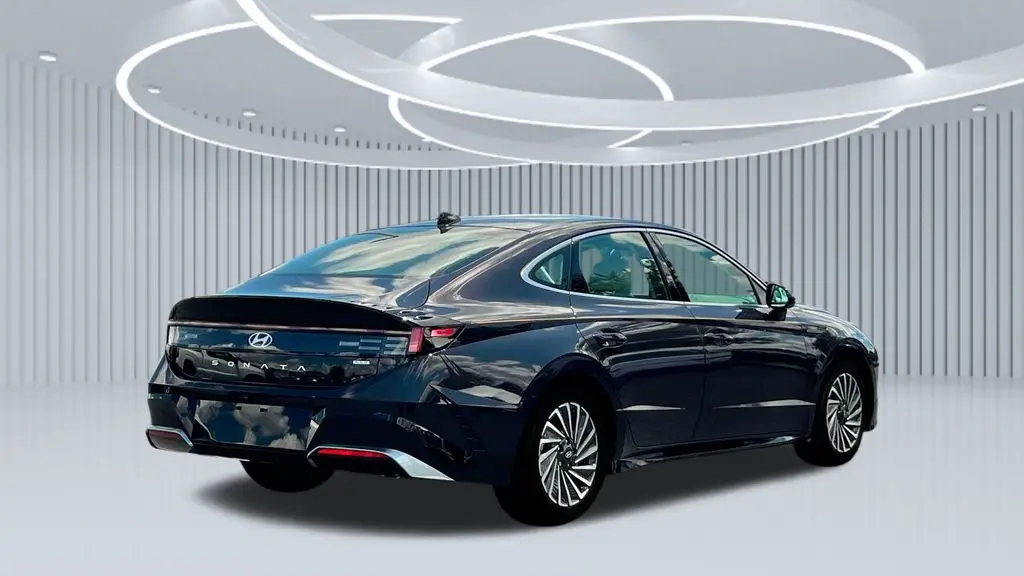 2025 Hyundai SONATA Hybrid SEL