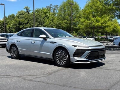 2025 Hyundai Sonata Hybrid SEL 4DR Sedan
