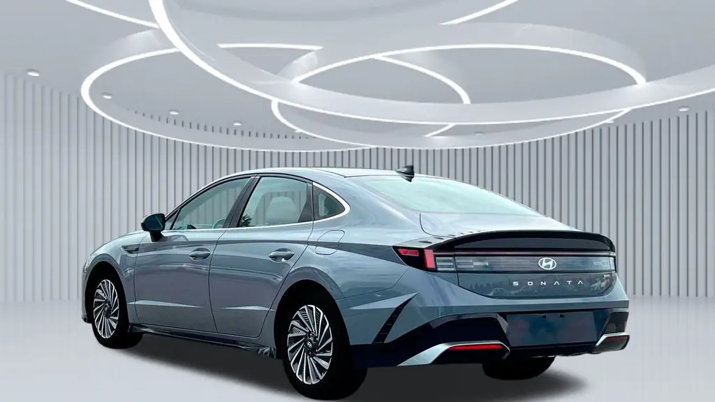 2025 Hyundai SONATA Hybrid SEL