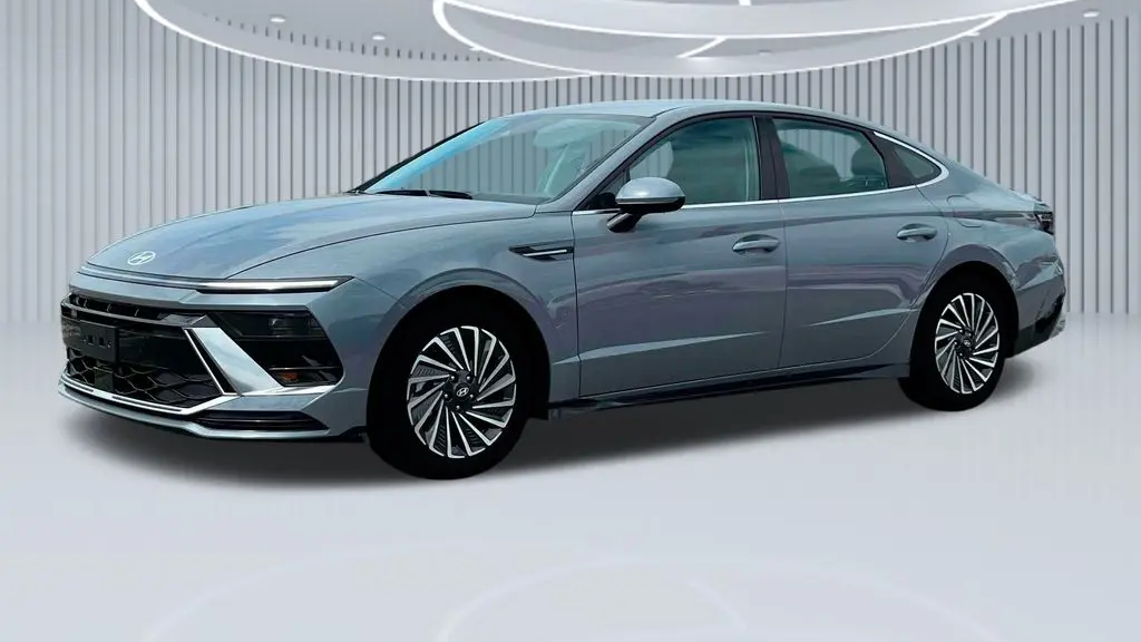 2025 Hyundai SONATA Hybrid SEL