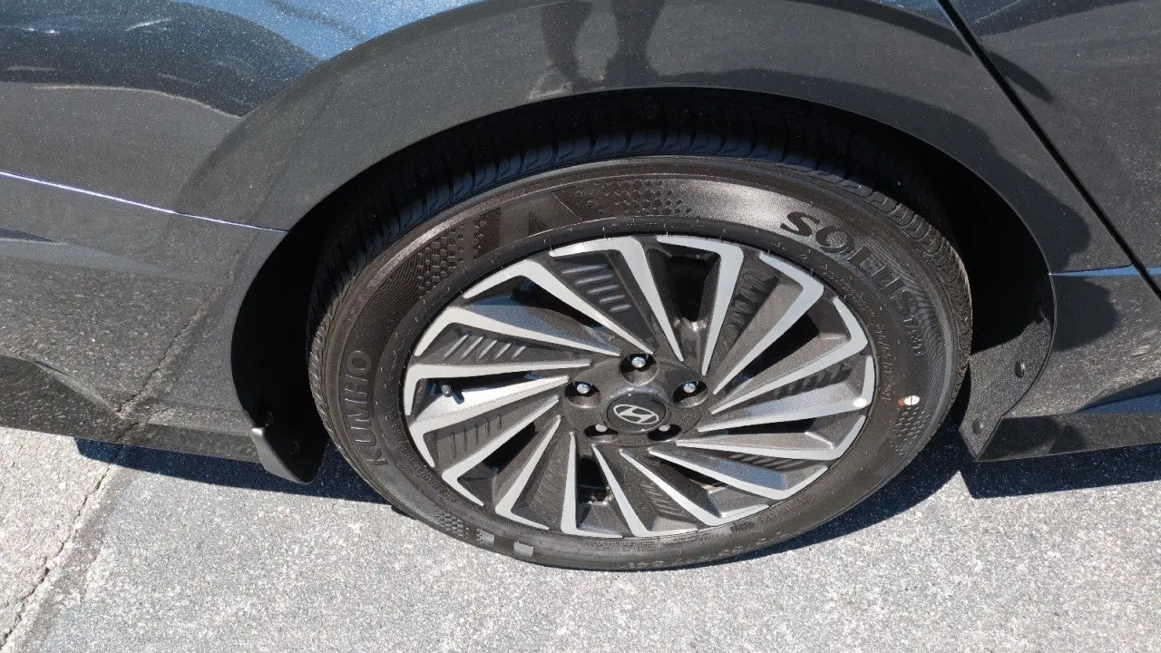 2026 Hyundai SONATA Hybrid SEL