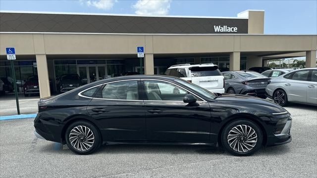 2024 Hyundai SONATA Hybrid SEL