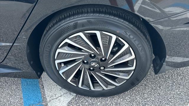 2024 Hyundai SONATA Hybrid SEL