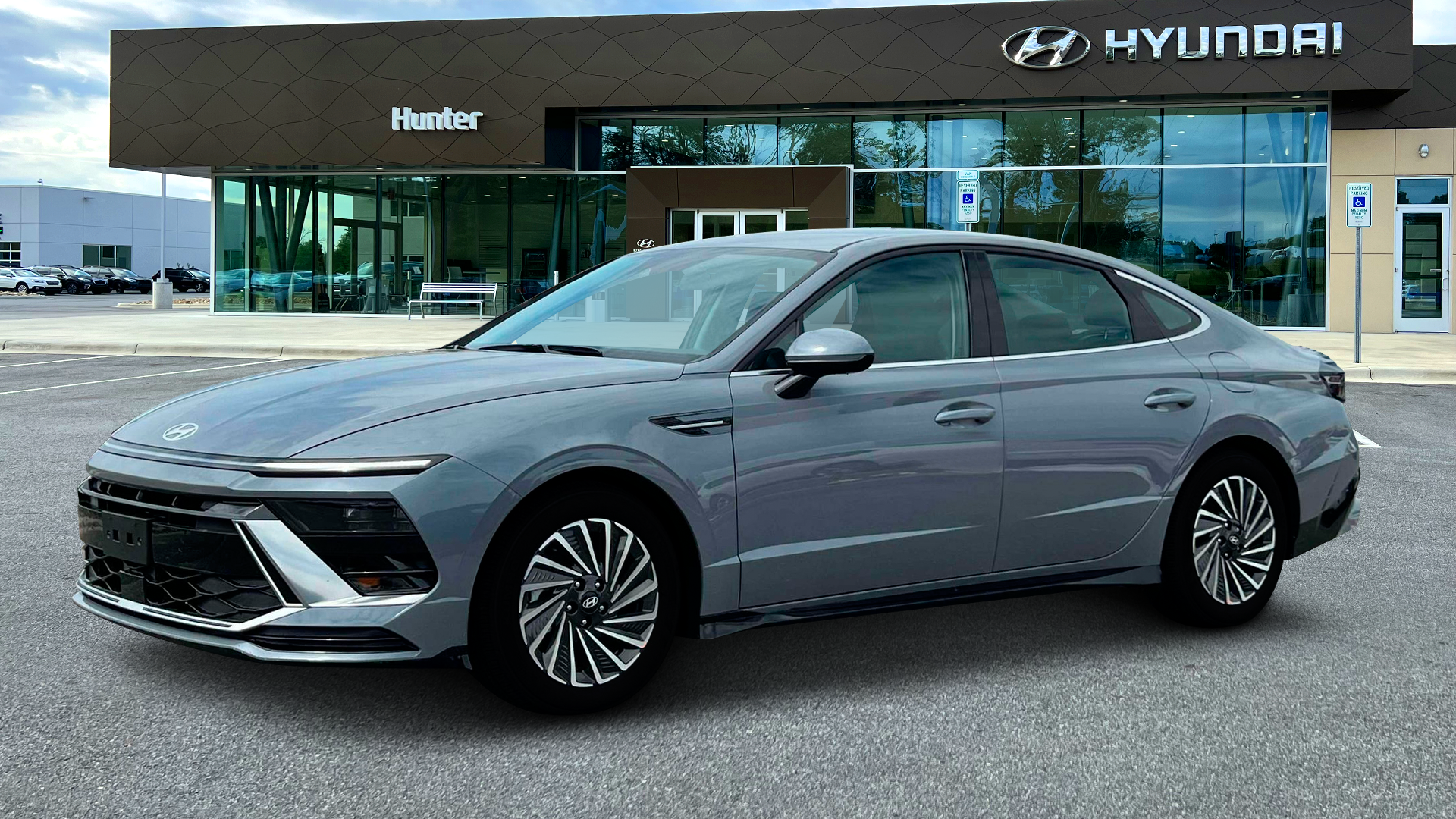 2025 Hyundai SONATA Hybrid SEL