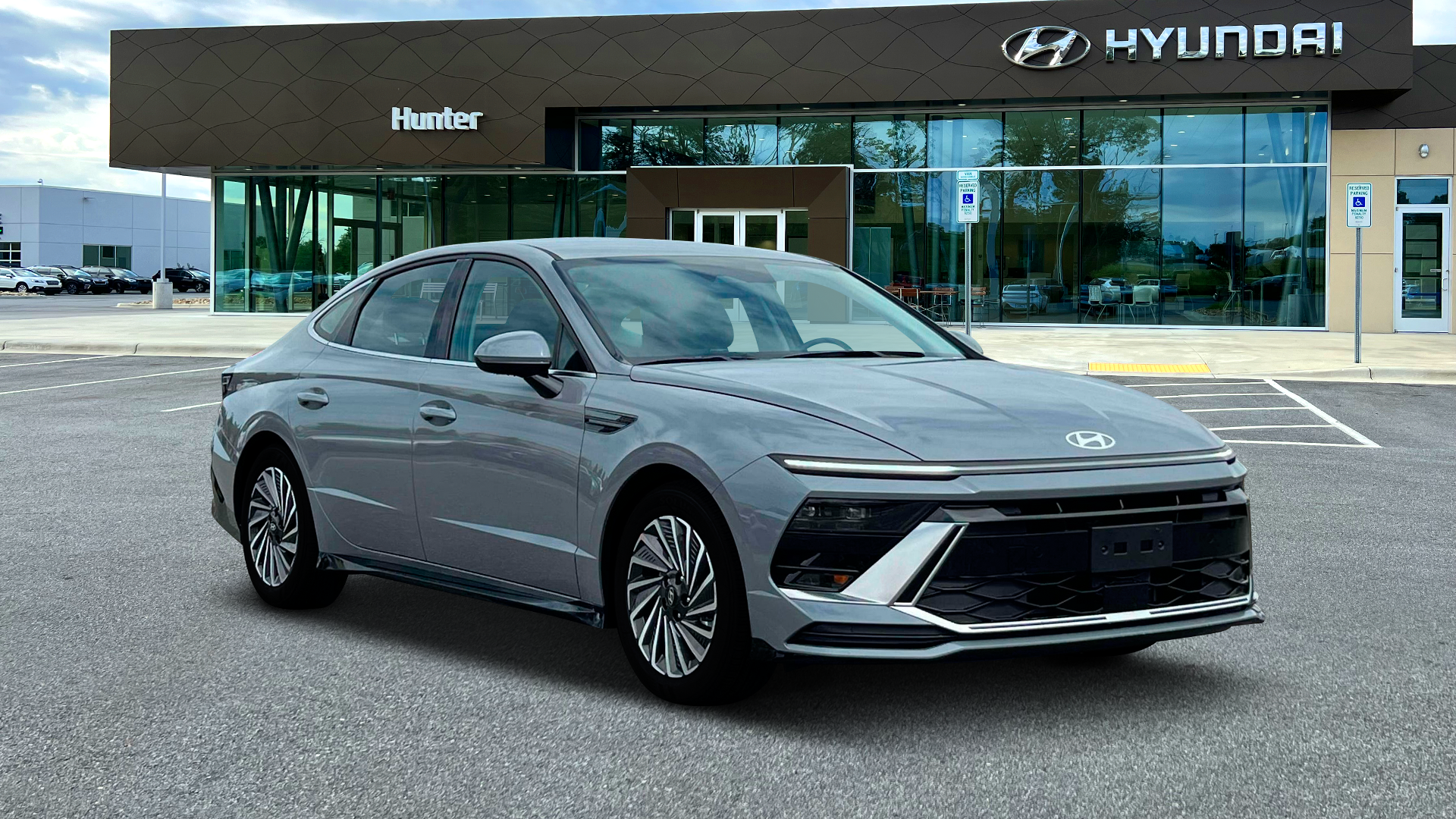 2025 Hyundai SONATA Hybrid SEL