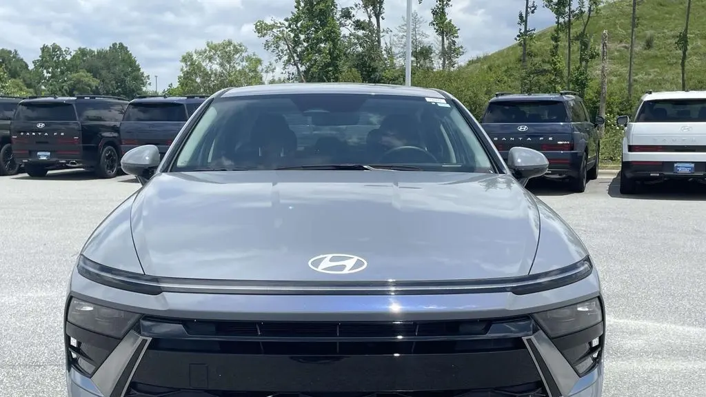 2025 Hyundai SONATA Hybrid SEL