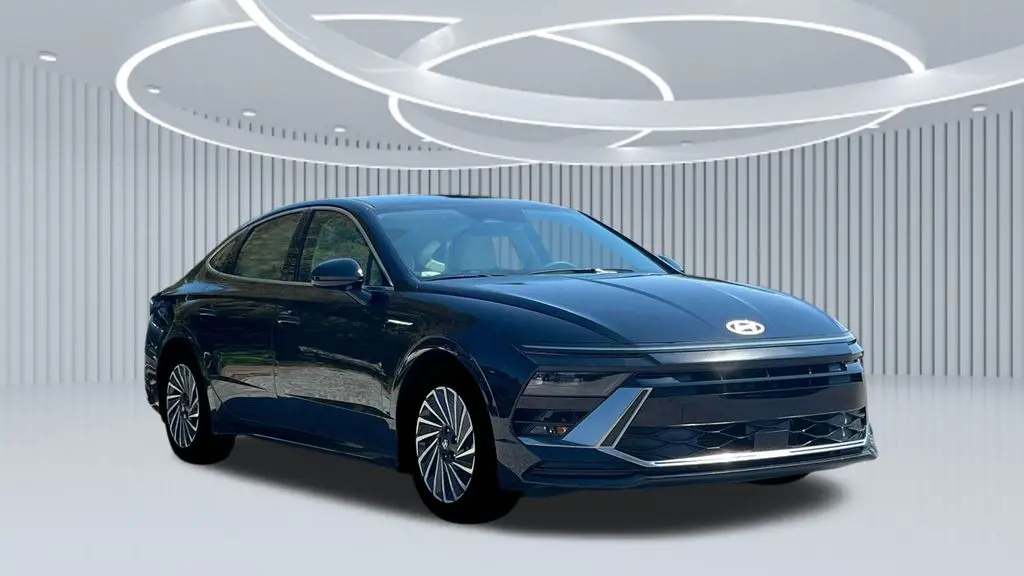 2025 Hyundai SONATA Hybrid SEL