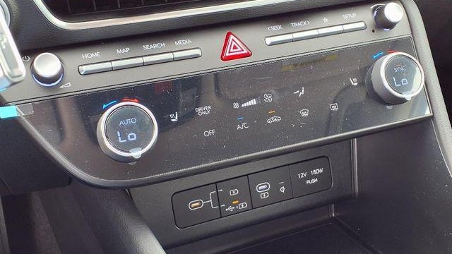 2025 Hyundai SONATA Hybrid SEL