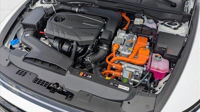 2025 Hyundai SONATA Hybrid SEL