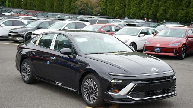 2026 Hyundai SONATA Hybrid SEL