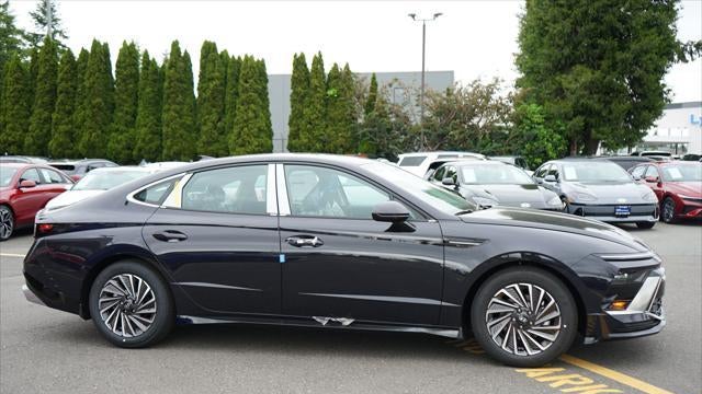 2026 Hyundai SONATA Hybrid SEL