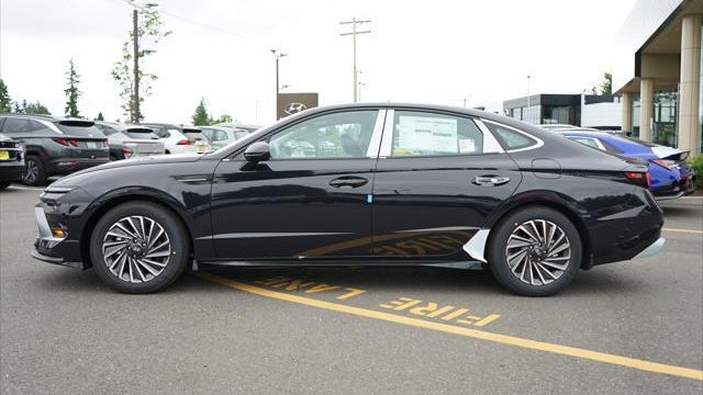 2026 Hyundai SONATA Hybrid SEL