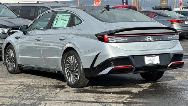2026 Hyundai SONATA Hybrid SEL