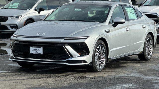 2026 Hyundai SONATA Hybrid SEL