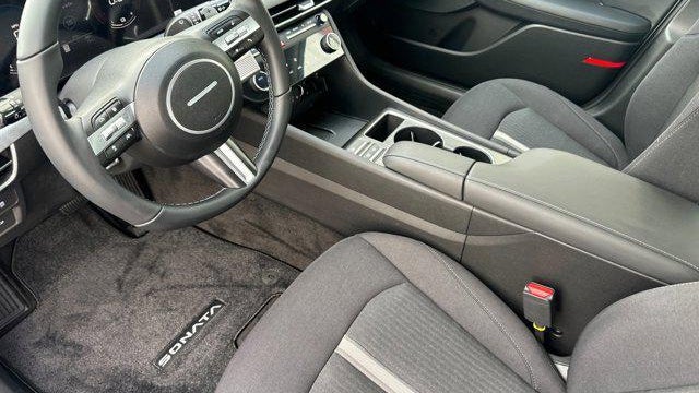 2026 Hyundai SONATA Hybrid SEL