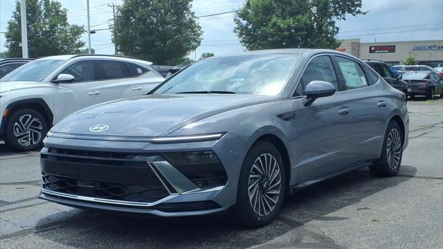 2026 Hyundai SONATA Hybrid SEL