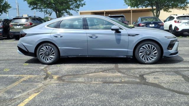 2026 Hyundai SONATA Hybrid SEL