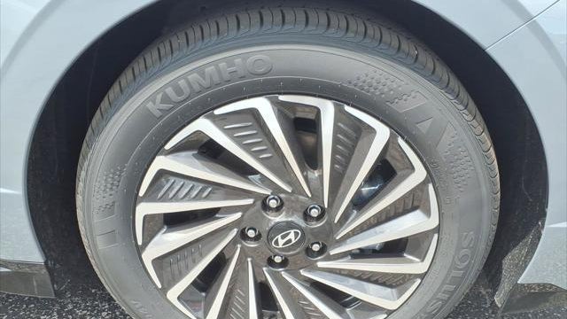 2026 Hyundai SONATA Hybrid SEL