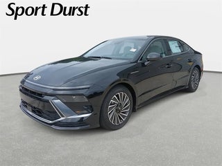 2024 Hyundai SONATA Hybrid with Onyx Black Exterior