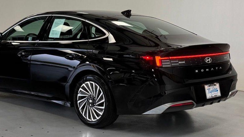 2024 Hyundai SONATA Hybrid SEL