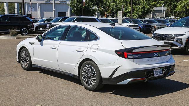 2025 Hyundai SONATA Hybrid SEL