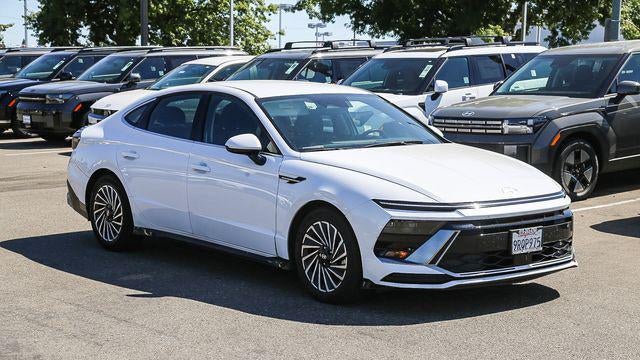 2025 Hyundai SONATA Hybrid SEL