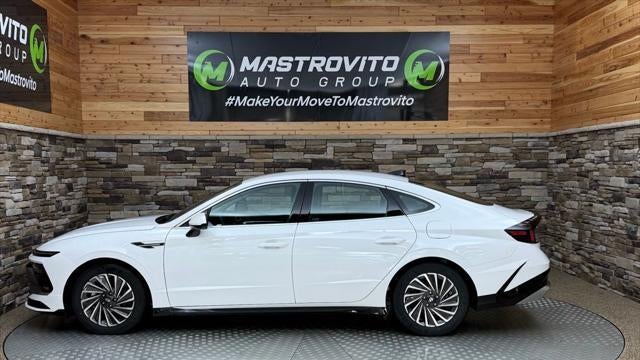 2025 Hyundai SONATA Hybrid SEL