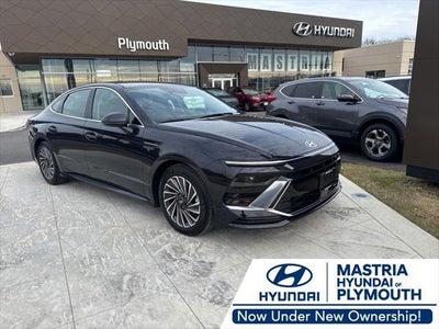 2025 Hyundai Sonata Hybrid SEL 4DR Sedan