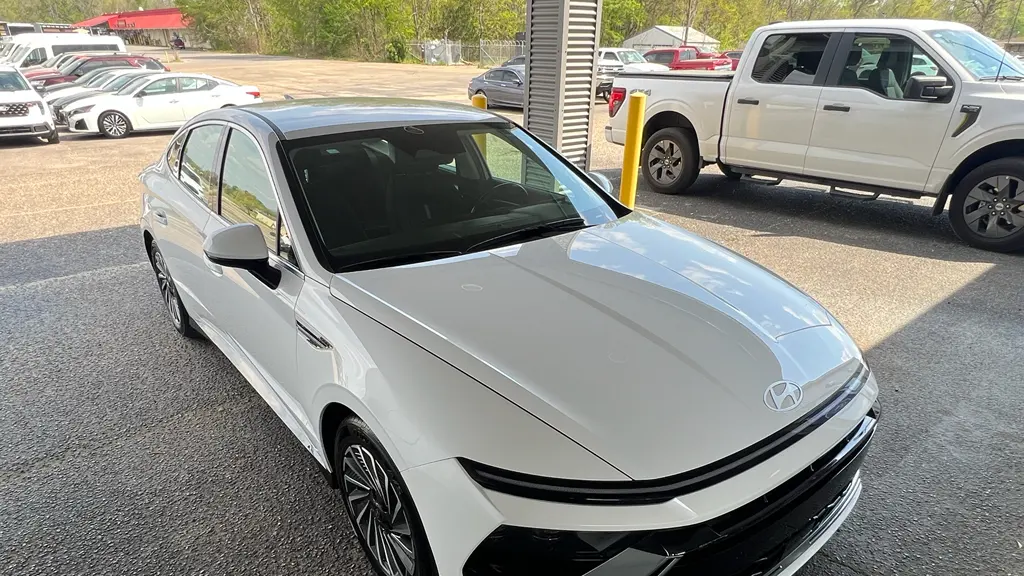 Preowned 2025 Hyundai SONATA Hybrid SEL for Sale