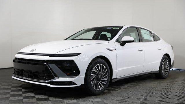2025 Hyundai SONATA Hybrid SEL