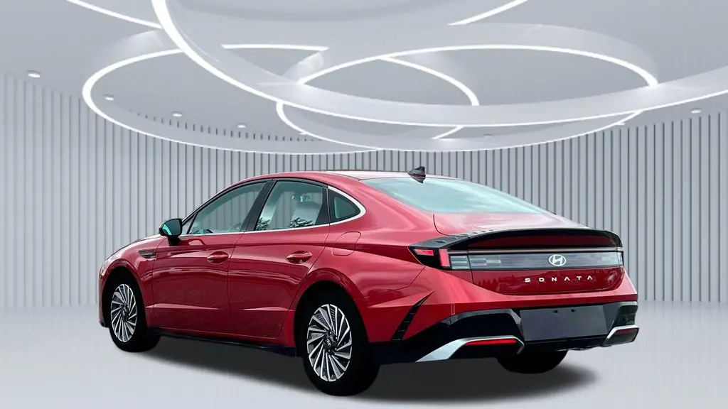 2025 Hyundai SONATA Hybrid SEL