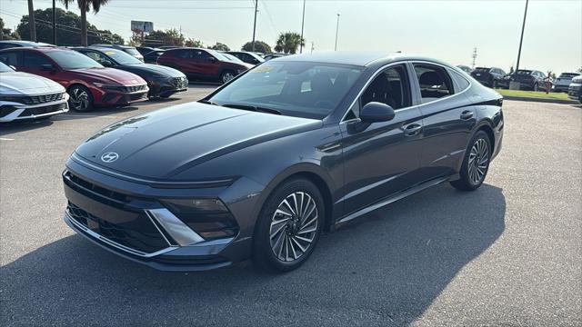 2025 Hyundai SONATA Hybrid SEL