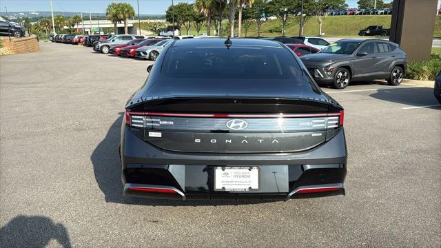 2025 Hyundai SONATA Hybrid SEL