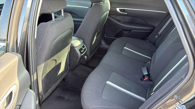 2025 Hyundai SONATA Hybrid SEL