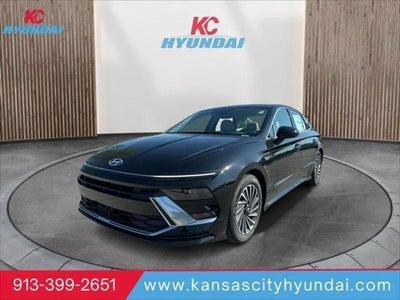 Photo of a 2025 Hyundai Sonata Hybrid SEL 4DR Sedan for sale