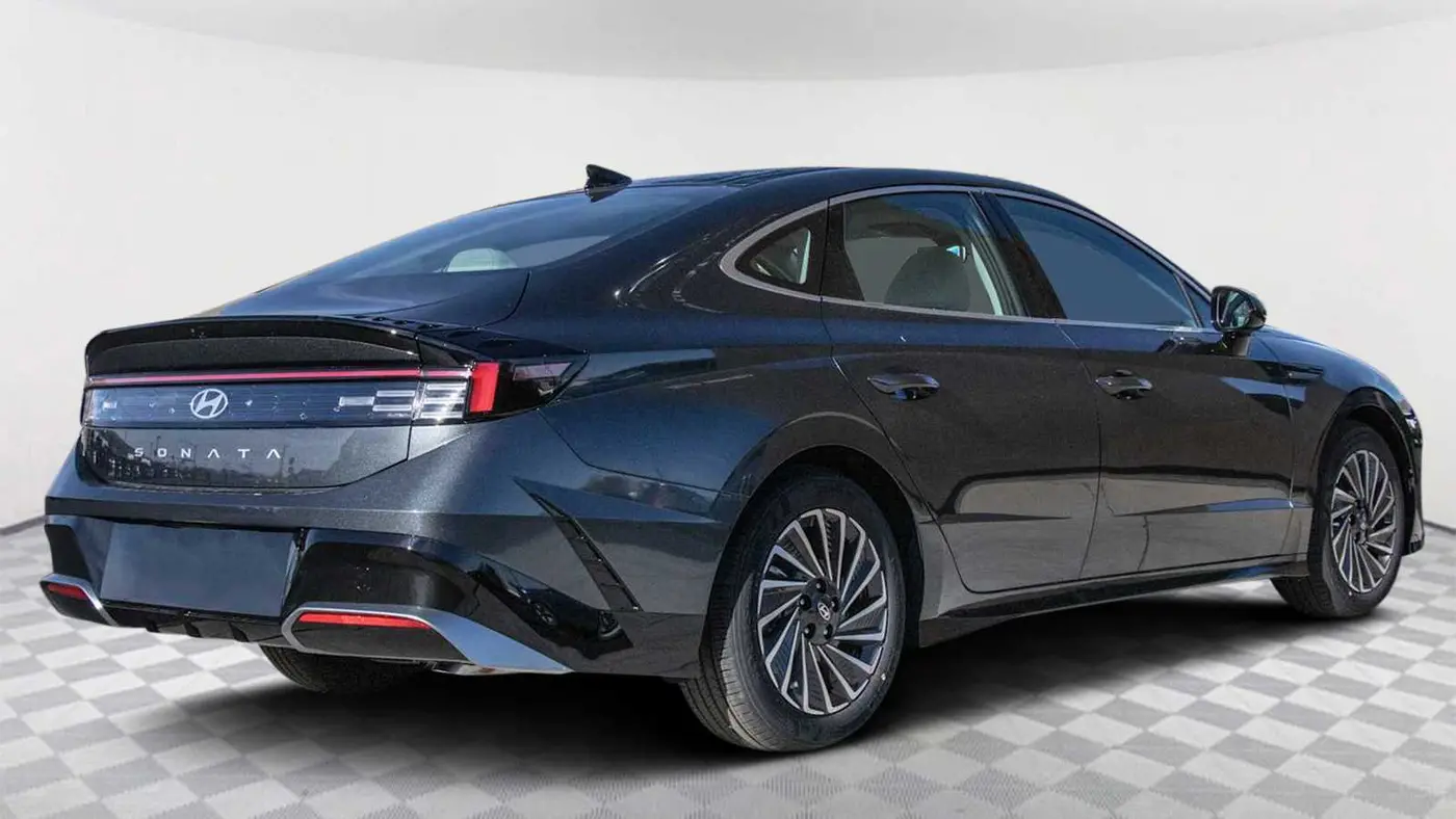 2026 Hyundai SONATA Hybrid SEL