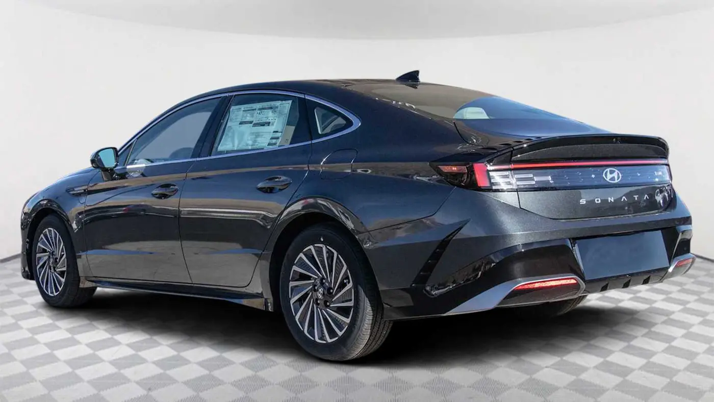 2026 Hyundai SONATA Hybrid SEL