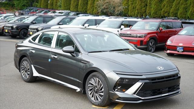 2026 Hyundai SONATA Hybrid SEL