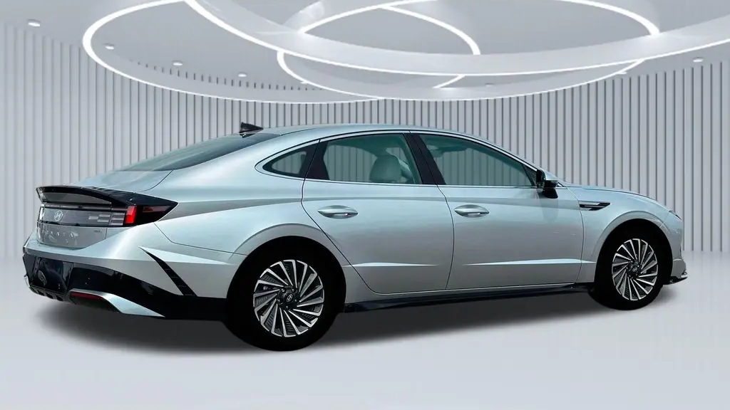 2025 Hyundai SONATA Hybrid SEL