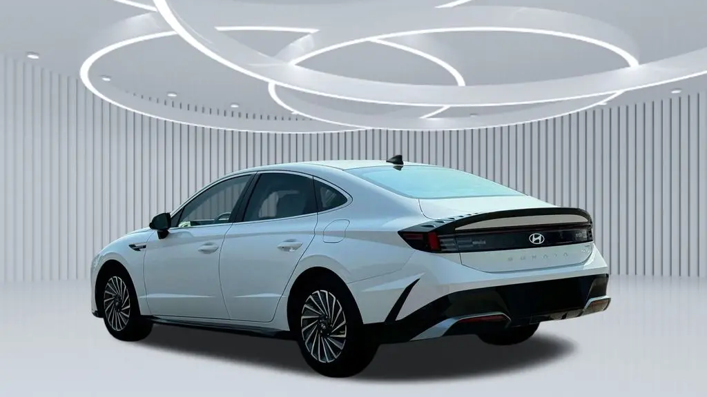 2025 Hyundai SONATA Hybrid SEL
