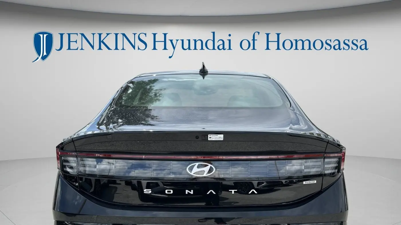 2025 Hyundai SONATA Hybrid SEL