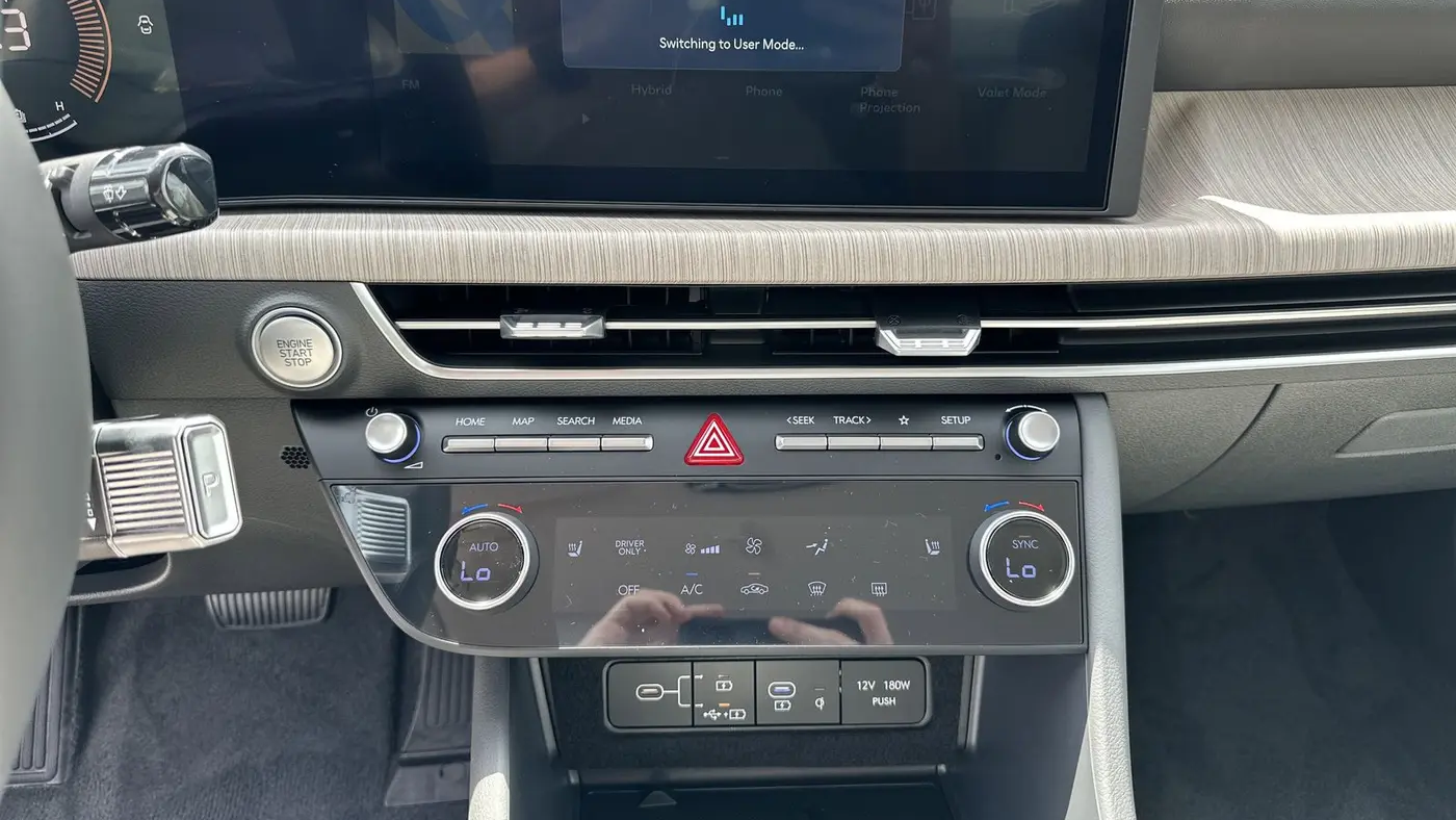 2025 Hyundai SONATA Hybrid SEL